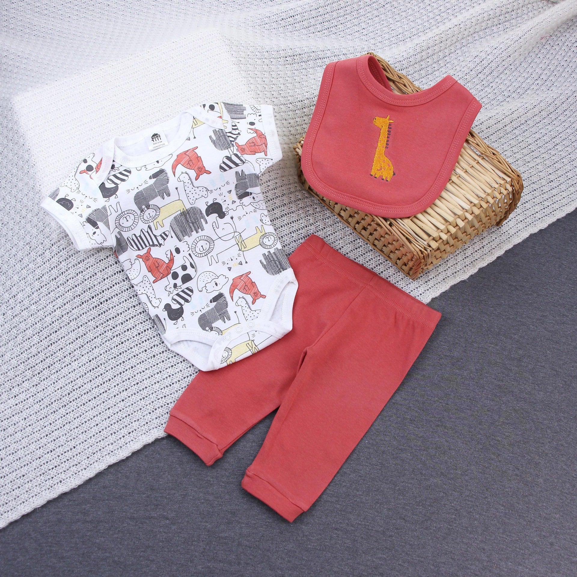 Baby Bodysuit & Bib Set – Animal & Nature Prints - Little Sprouts & Co. DeMaMa